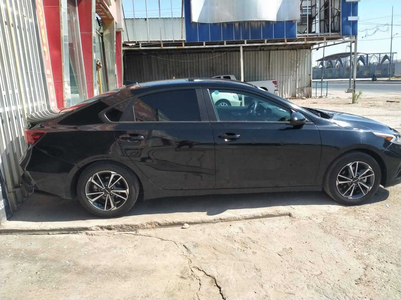 كيا فورتي موديل 2023 حرة محرك 2000دوش سيارة كاملة السعر 135وبيهة مجال مكاني بغداد موبايل ***********
