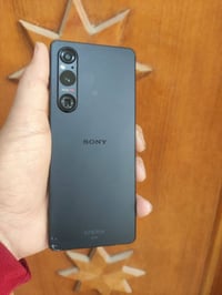 سوني اكسبريا ١ مارك ٥ • ٢٥٦ جيجا ١٢ رام • بطارية ٥٠٠٠mAh