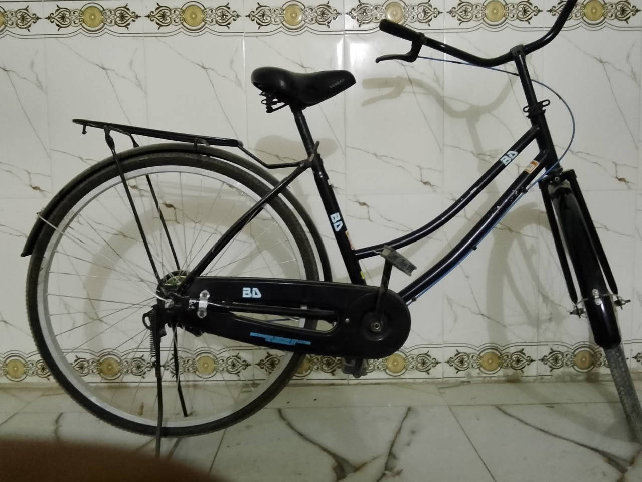 السلام عليكم شباب عندي هاذه الباسكل BD السعر 90 وبيه مجال للاستفسار ***********
