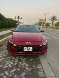 للبيع هونداي النترا ٢٠٢٣  sel نص مواصفات ماشية ٣٣ مايل  السيارة بدون ا...