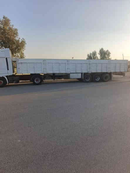 للبيع عربانه تركيا طول 13 60 ارتفاع الجنب 140 ولايه معمره جديد بدون فطر بدون كسر كفاله عامه بها مجال دنقير رابع قبل جيب وشد ثلاجه مطبخ جديد دبيه ماي بلاستيك  جدر شتوي جديد ويرمنيه وهوه جديد السعر  110 وبيها مجال مكانها موصل ( ***********  ***********
