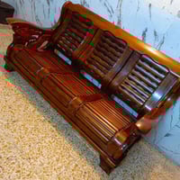 تخم كوري • سبع مقاعد • نظيف