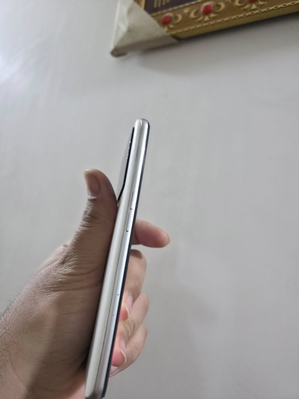 نضافة ٨٠% .
مكفول من التصليح والفتح 
ذاكرة ١ تيرة 
٣٥٠ وبي مجال .حك الجية . 
فقط بدون كارتون . 
شاحنته موجودة .
نجف حي الوفاء


**إذا كنت صاحب هذا الإعلان وتريد حذفه لأي سبب، رجاءا أرسل رسالة إلى الدعم الفني**