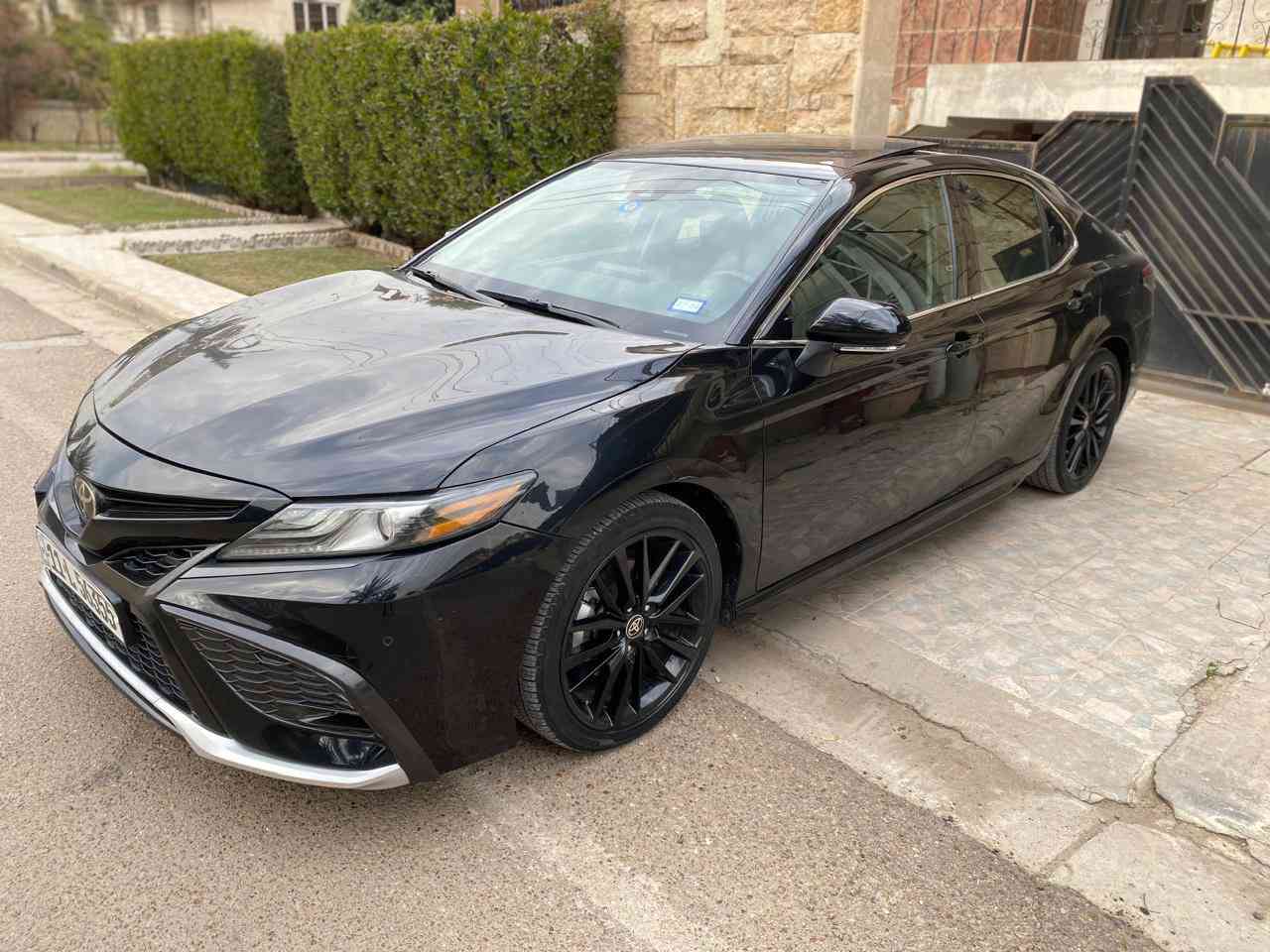 —TOYOTA Camry  2022
رقم السيارة بغداد 
-حجم المحرك 2500cc بانزين
ماشيه 19 الف ميل اخت الزيرو-

المواصفات فول 1/1🔹
اللون:اسود ملكي 🫅 مميز 
• تسخين للكراسي + دبل كراسي تحكم كهرباء + 4 حساسات خلفية – مساعد اصطفاف  • نظام صوت JBL • بانورما– بصمة – تشغيل عن بُعد • رادار – تنبيه مغادرة المسار – تنبيه تصادم • شاشة كبيرة – نظام ملاحة – تحكم ستيرن - تسخين ستيرن -انارة محيطية داخلية - لايتات الامامية عدسة متحركة تتحرك مع اتجاه الستيرن سيارة -شحن لاسلكي -شاير بالمري -تحكمات ستيرن -ويل كب - لدات امامي خلفي 
كله على وضع الشركة 
: حادث امريكا🔹
حادث فقط خشم البنيد صور الحادث موجوده 
 : السعر
•💰203
•📍  المكان: بغداد العامريه 
•📞 للتواصل: ***********
