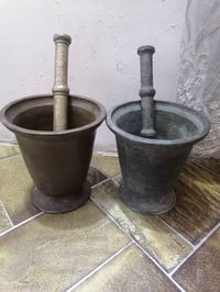 هاون بغدادي • ٢ قطع • ٢٠سم و١٩ ونص