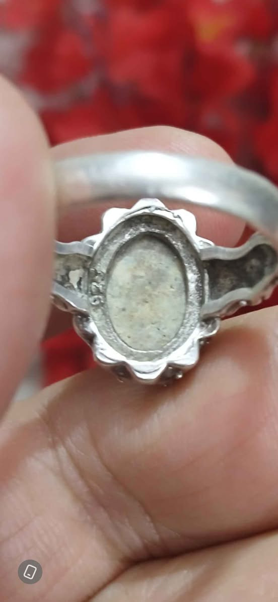 اللهم صل على محمد وآل محمد 
خاتم متوج بحجر رضوي نيشابوري قديم وأصلي بصياغة يدويه جميله وانيقه للبيع مكاني بغداد بغداد, العراق


**إذا كنت صاحب هذا الإعلان وتريد حذفه لأي سبب، رجاءا أرسل رسالة إلى الدعم الفني**