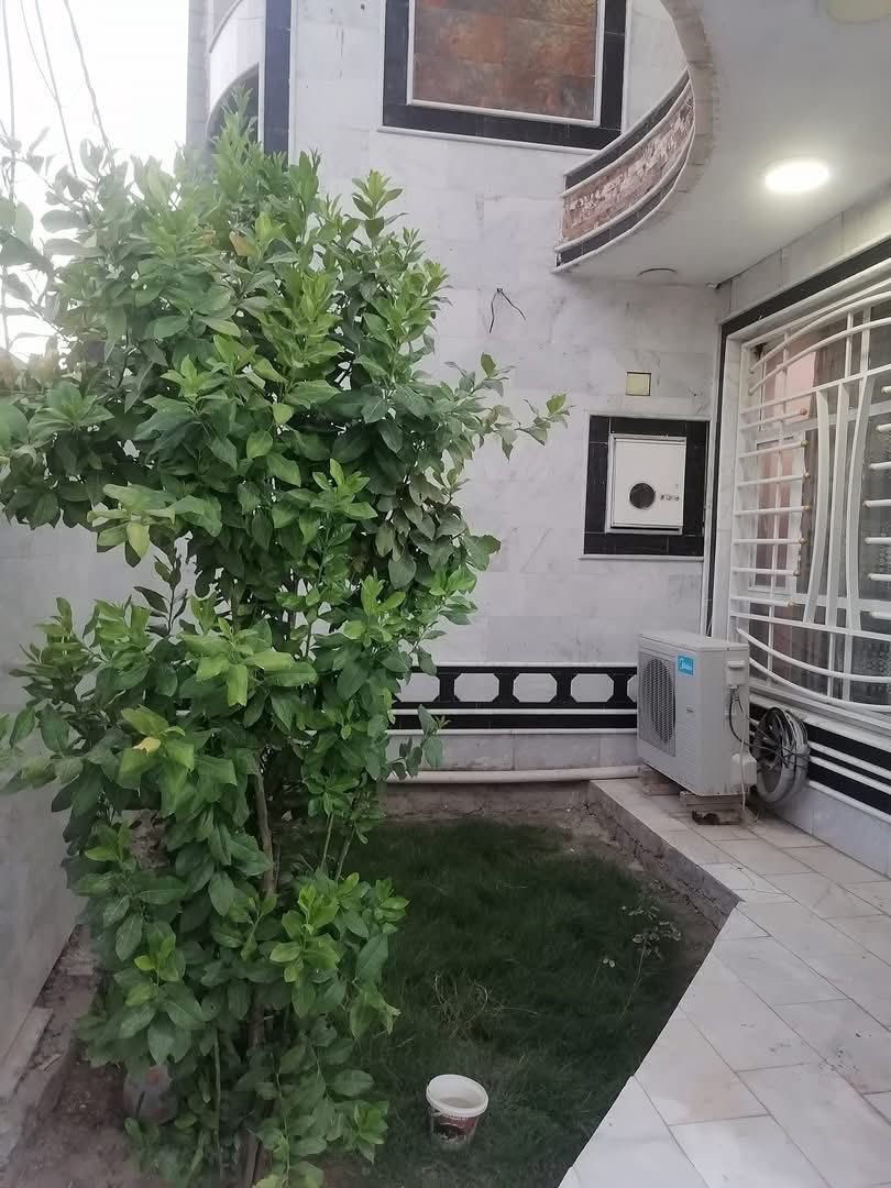 ⭕️دار للبيع في حي الضباط الاولى قريب من مدرسة الحله

⭕️المساحة ٢٢٥م طابو صرف 

⭕️بناء حديث 

⭕️الطابق الارضي يحتوي على صالة وهول ومطبخ وغرفة نوم ومجمع صحيات 

⭕️الطابق الثاني يحتوي على ثلاث غرف ومجمع صحيات 

⭕️لطلب سعر  مراسله الصفحة او الاتصال على الارقام

*نستقبل جميع عروضكم السكنية 🏠 والتجارية 🏡 بكافة مناطق الحلة 
……………………………..
للمزيد من المعلومات

مراجعة مكتب بابل الكائن في شارع ٦٠ مقابيل حلويات ريف دمشق اوكراج ناجي كماش سابقاً او الاتصال ☎️ 

***********ابو احمدالاسدي  
***********احمد الاسدي
***********امير الاسدي
