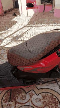 للبيع دراجه ماكس مفتوحه مره واحده يحتاج ترتيب كابريتر تخربط سعر ١٥٠الف مكان المجر الكبير قرب اعداديه الصناعه اوراق ضايعه اسوي مكاتبه *********** محتاج اريد ابيع
