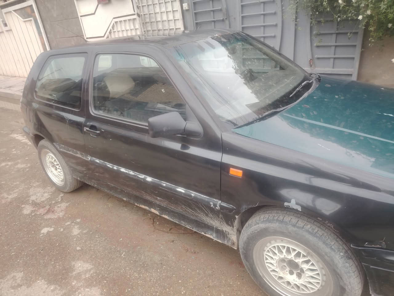 السلام عليكم عندي كولف ٨٩ تك باب مكينة ١٨٠٠ رقم انبار للبيع او مراوس


**إذا كنت صاحب هذا الإعلان وتريد حذفه لأي سبب، رجاءا أرسل رسالة إلى الدعم الفني**