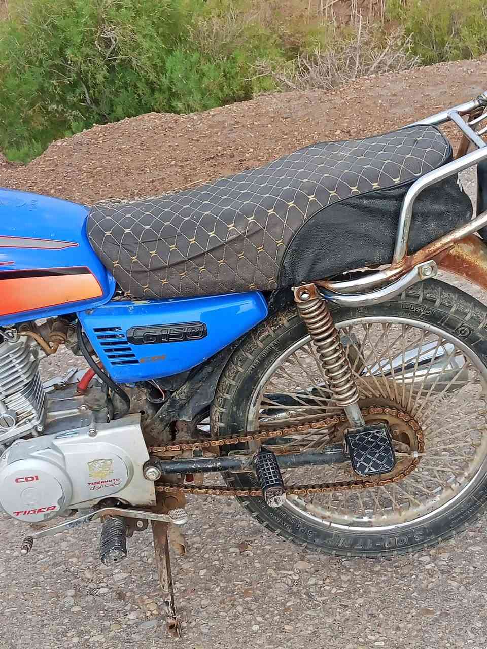 سلام عليكم شباب دراجه البيع تايكر وراق مكان ميسان قضاء كميت ستفسار عل رقم الهاتف  ‏ *********** /و ***********
