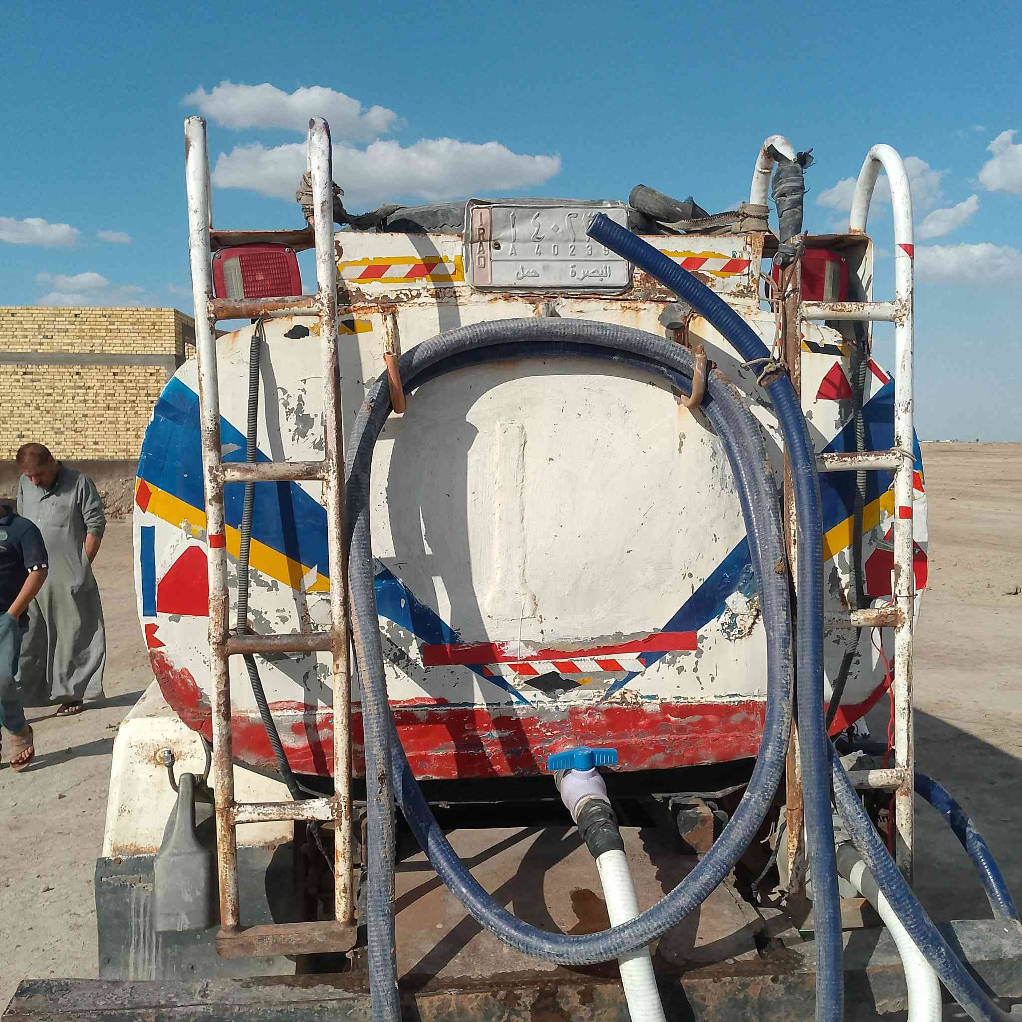 السلام عليكم كنتر مستوي شي حوضيه خمسه طن للبيع سياره جاهزه للعمل والسياره نظيفه سيارهم سياره 5 طن سياره باسم سعر خمسه 65 سياره حلوه وجاهزه للعمل السي مكان البصره القرنه قرب جسر النهيرات سيارات حلوه نظيفه اللي يحب ينتصر على الرقم ***********
