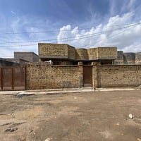 بيت زراعي • ٣٠٠م • الشارع الحولي