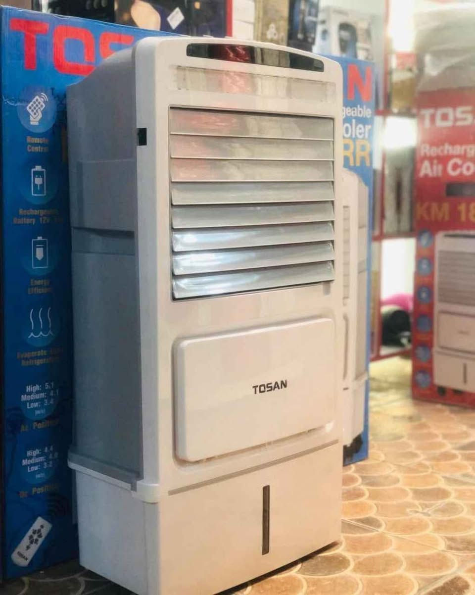 مبردة قابلة للشحن من نوع Hero، طراز KM 18RR.

▪️بطارية 12 فولت ▪️7 أمبير، ▪️وتعمل على البطارية أو الكهرباء المباشرة.

تتضمن👇👇
▪️ جهاز ريموت كونترول للتحكم عن بعد 
▪️ثلاث سرعات للمروحة
▪️تستخدم حلفات سيللوز لتبريد نقي وصحي
▪️تعتبر موفرة للطاقة.

السعر 145 الف بغداد, العراق


**إذا كنت صاحب هذا الإعلان وتريد حذفه لأي سبب، رجاءا أرسل رسالة إلى الدعم الفني**