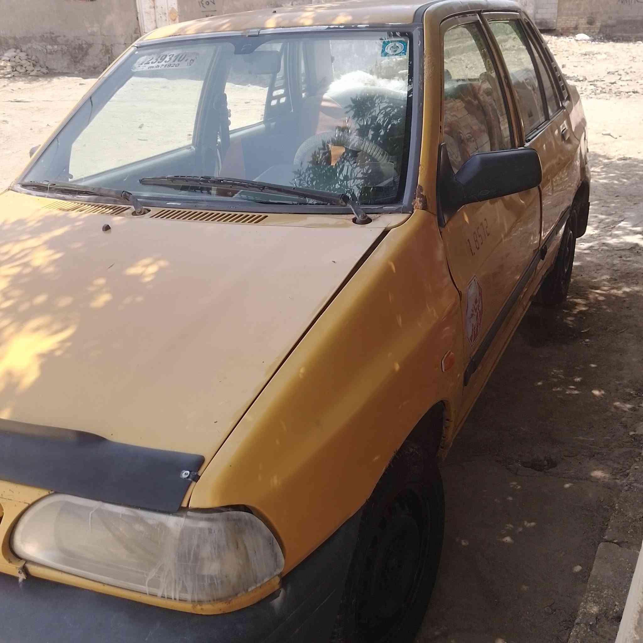 ‏السلام عليكم سايبه للبيع أو مراوس بستوته
‏موديل ١١
‏سياره كلشي ما عوزهة بس الرابع يفلت  
‏ستوهة كملت السمكره عامه 
‏هيئة غرامه ٢٥٠ عل مشتري راعيهة موجود ايداور  
‏مكانهة ديوانيه 
‏سعرها ١٠ورقات 
‏الاستفسار ***********
‏
