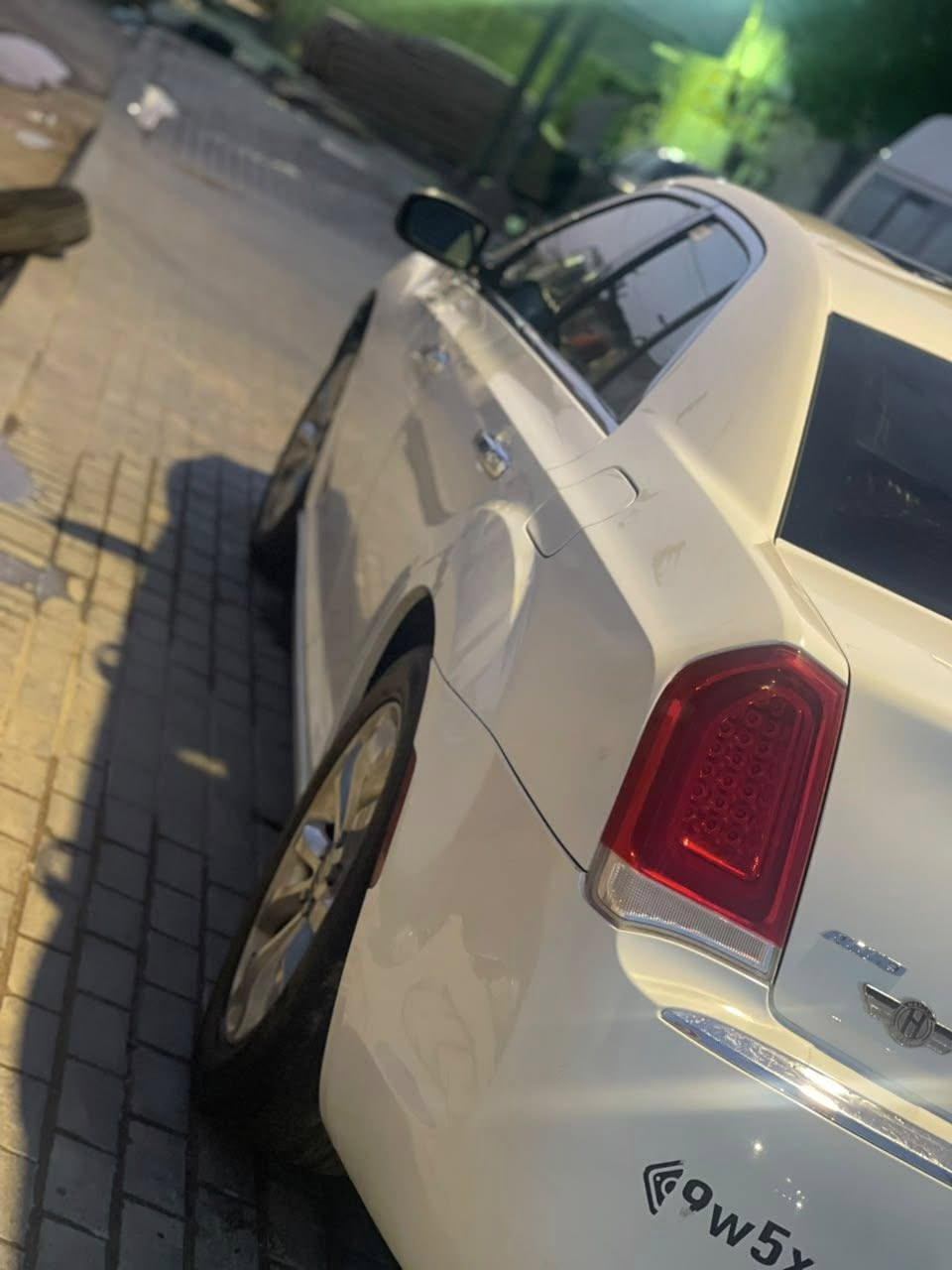 يالله اوباما 2019 c بانوراما فول مواصفات 3.6 فور ويل
معروفة موصفات الـC
وارد امريكي حادثها كلش بسيط جاملغ وبنيد خفيف كلش بدون دواخل
مدفوع كمركها ومسقطيلها رقم ظاله بس على استلام الرقم الجديد 
العنوان البصرة 
225 وبيه مجال كلش كلش قليل
***********
بدون مراوس نقد فقط
