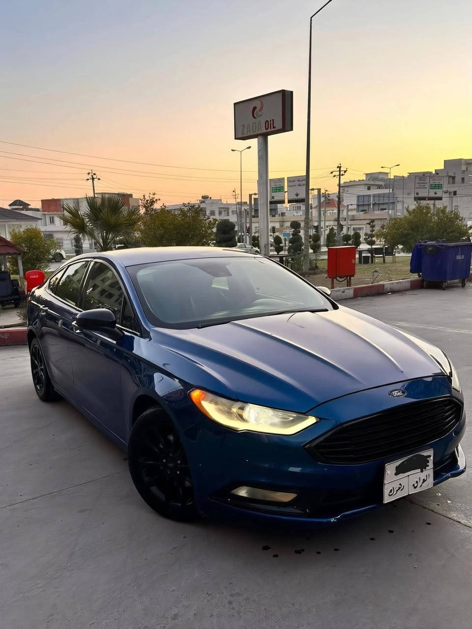 فورد فيوجن 2017
محرك 2500 تنفس طبيعي بدون توربو 

 كير اوتماتيك (ماوس) 6 سرعات 

لون ازرك وارد امريكي بيها اربع قطع صيغ

المواصفات.
بصمة تشغيل
كاميره خلفيه
تحكمات ستيرن
تحديد سرعه
رادار(امامي وجانبي)
لايت LED 
شاشه صغيره بلوتوث AUX USB 
هاند بريك كهرباء

مكان السياره. دهوك
سعر 113 وبيها مجال عليها 8 ورقات غرامه تنقطع من سعر ترهم بيع او مراوس تحياتي للجميع

للاستفسار
***********
***********
