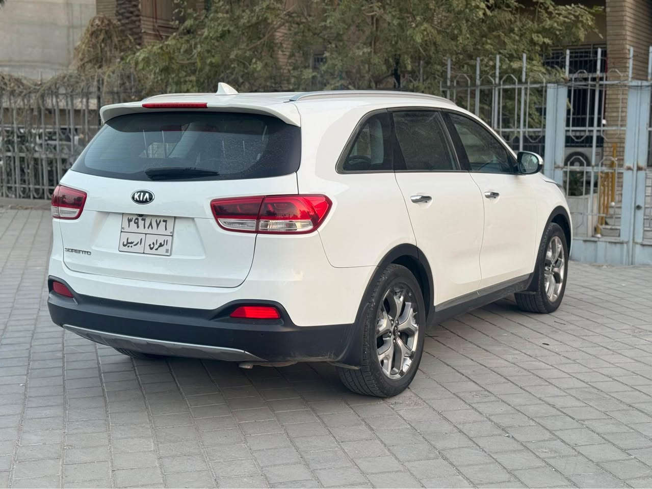 🌺سورنتو خليجي موديل 2016
🌺مكفوله كفاله عامه كير محرك صدر كهربائيات
✅رقم شمالي بأسمنه تريد تحويل او وكاله تدلل

✅ *********** رقم صاحبها
 ✅ سعرها 193 وبيها مجال
✅عنوانهه بغداد

🛑تشغيل بصمة 
🛑بصمة ابواب
🛑الباب الخلفي كهرباء 
🛑بردات خلفية اصلية 
🛑كشن كهرباء 
🛑شاشة كبيرة 
🛑مانع انزلاق وانحدار 
🛑رادار جانبي وامامي 
🛑جي : بي: اس خرائط طرق 
🛑كيجات السرعة زئبقية 
🛑شاشة الدشبول الكترونية 
🛑حساس امامي وخلفي 
🛑مري شفط مع القفل 
🛑كامرة دوارة اصلية 
🛑نظام ايكو درايف 
🛑تبريد ابيانو لمس 
🛑تبريد ٣قطع ثلج
🛑اضواء ترحيب بليدات 
🛑علامة سورنتو بلدوسة 
🛑لد امامي وخلفي 
🛑لايت زنون اصلي 
🛑اشاير بلمري 
🛑يدات نيكل اصلي 
🛑ويل اكروم ١٩
🛑تخم تاير جديد 
🛑محرك2400 دوش 
🛑4 سلندر 
🛑7راكب 
🛑وبعد بيهه هوايه مواصفات بغداد, العراق
