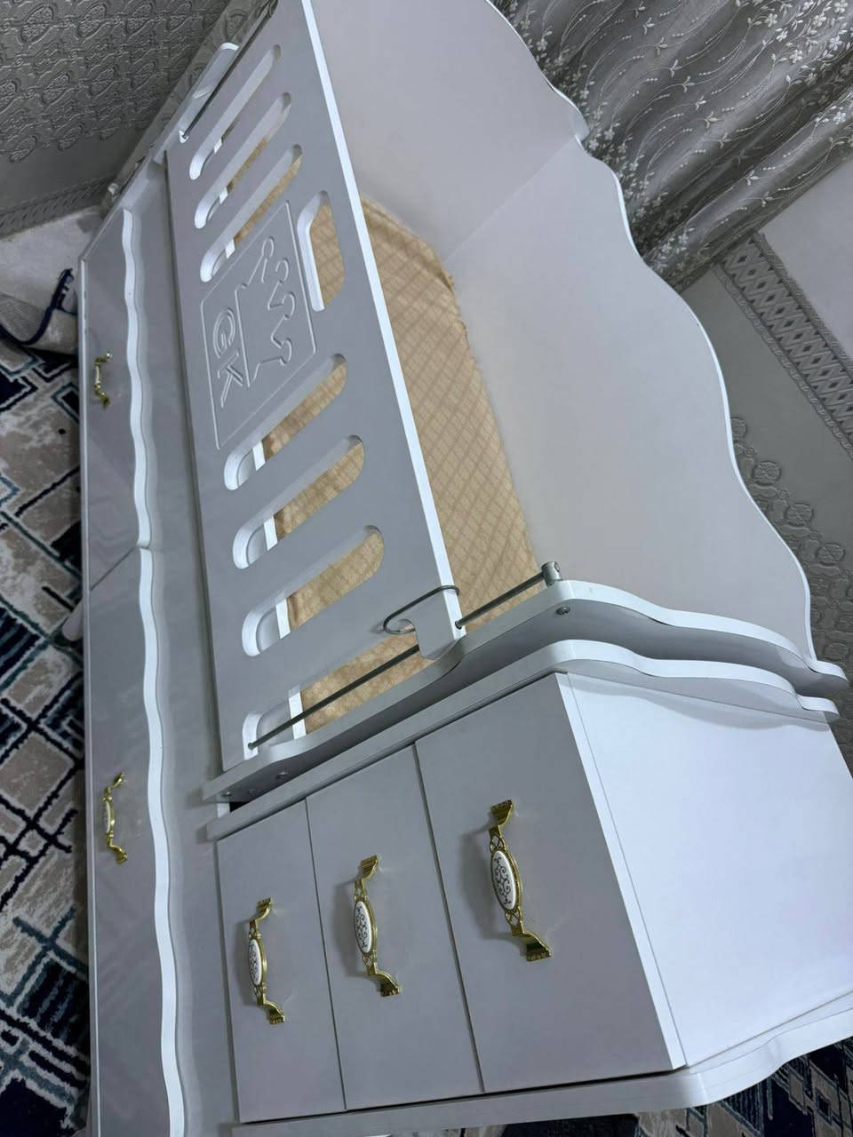 السلام عليكم جربايه للبيع اخت الجديده السعر 200 الاتصال 
***********
