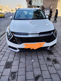 كيا سبورتج 2024 لون ابيض خليجي محرك 4 2000 سلندر رقم بغداد باسمي حساس ...