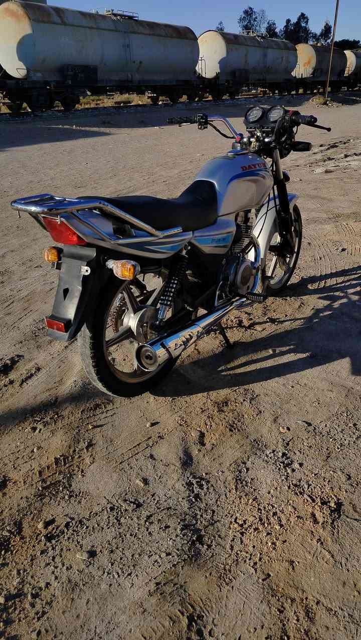 للبيع دراجه دايون موديل 19 دراجه مكفوله ما بيها اي نقص كهربائيات كلها شغاله نقره سلف جديده نظيفه مال جنيال اوراق اصولي سعر 750 وبيها مجال للطيبين لاستفسار اتصال على رقم صاحب الدراجه او التواصل عبر الواتساب/***********/
