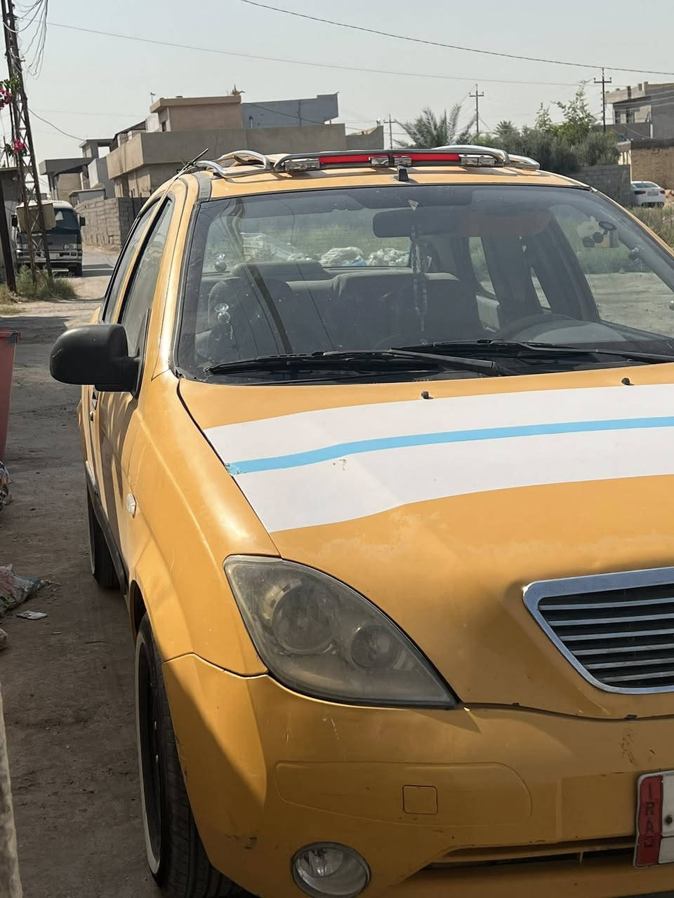 السلام عليكم طيبة موديل ٢٠١٥ باب وجاملغ بي بارد قليل سيارة كاملة مكملة كل نقص مابيها تخم تاير شديتة اول البارحة والله سيارة مكينتها نضيفة كيرها جديد تبريد تتدفءة كاملة السيارة رايدها ٣٥ بيها مجال رقمي *********** مكاني الدورة هوررجب

