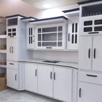 معمل المنيوم الاخوين لعمل كافة الديكورات مطابخ ابواب شبابيك محجرات  07...