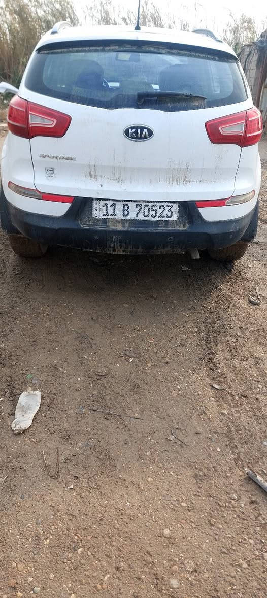 سلام عليكم ....
سبورتج موديل ٢٠١١
مكينه حجم ٢٠٠٠
فول مواصفات عده البصمه 
السونار مرفق 
ماشيه ١٦٢K.M
مابيهه اي نقص سياره جاهزه 
مكاني المحموديه 
السعر ١٣٨
***********
