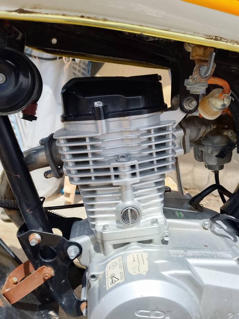 سلام عليكم تايكر لبيع 23 مكفوله كفاله عامه
دراجه أحله من الصور اوراق اصوليه 
*********** مامتواجد عله الفيس
