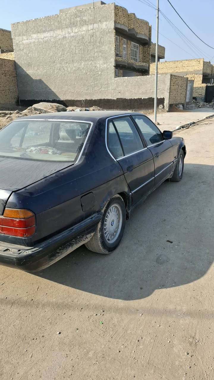 سلام عليكم  BMW 730i موديل، 1993 بسمي ل27 محرك 6 Vبلادي كيرر وتماتيك  للبيع سعره25  ,***********@
