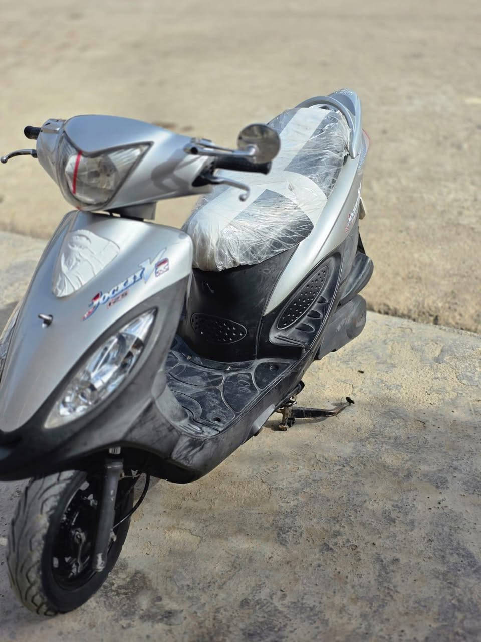 السلام عليكم دراجه كامكو V2 موديل 2014 مكفوله كفاله عامه السعر 850وببه مجال
العنوان قلعة سكر
التواصل ***********
