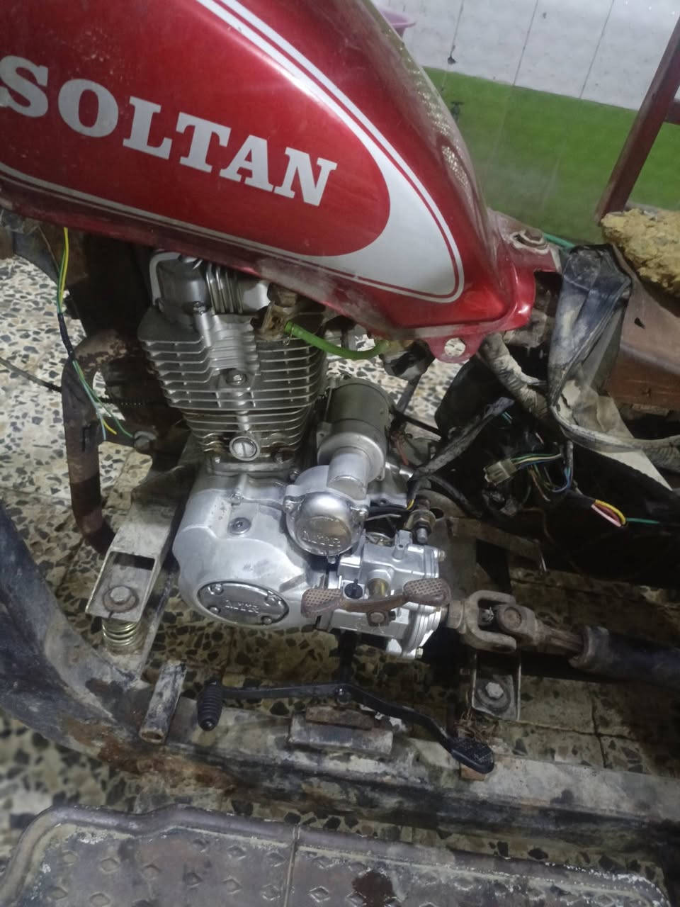 السلام عليكم ستوته للبيع رقم سنويه   ب600وبيهه مجال رقم صاحبهه  ***********  واتساب موجود
