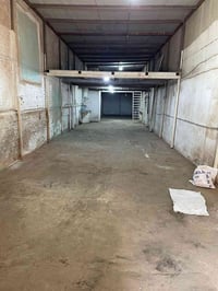 مخزن للايجار مساحته 120 متر مربع النزال 27 الواجهه 4 متر الارتفاع 4 ون...