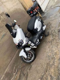 دراجه شحن البيع موديل 2026بطاريات 6اليثيو بعده زيرو  ماشيه 65 تمشيك 85...