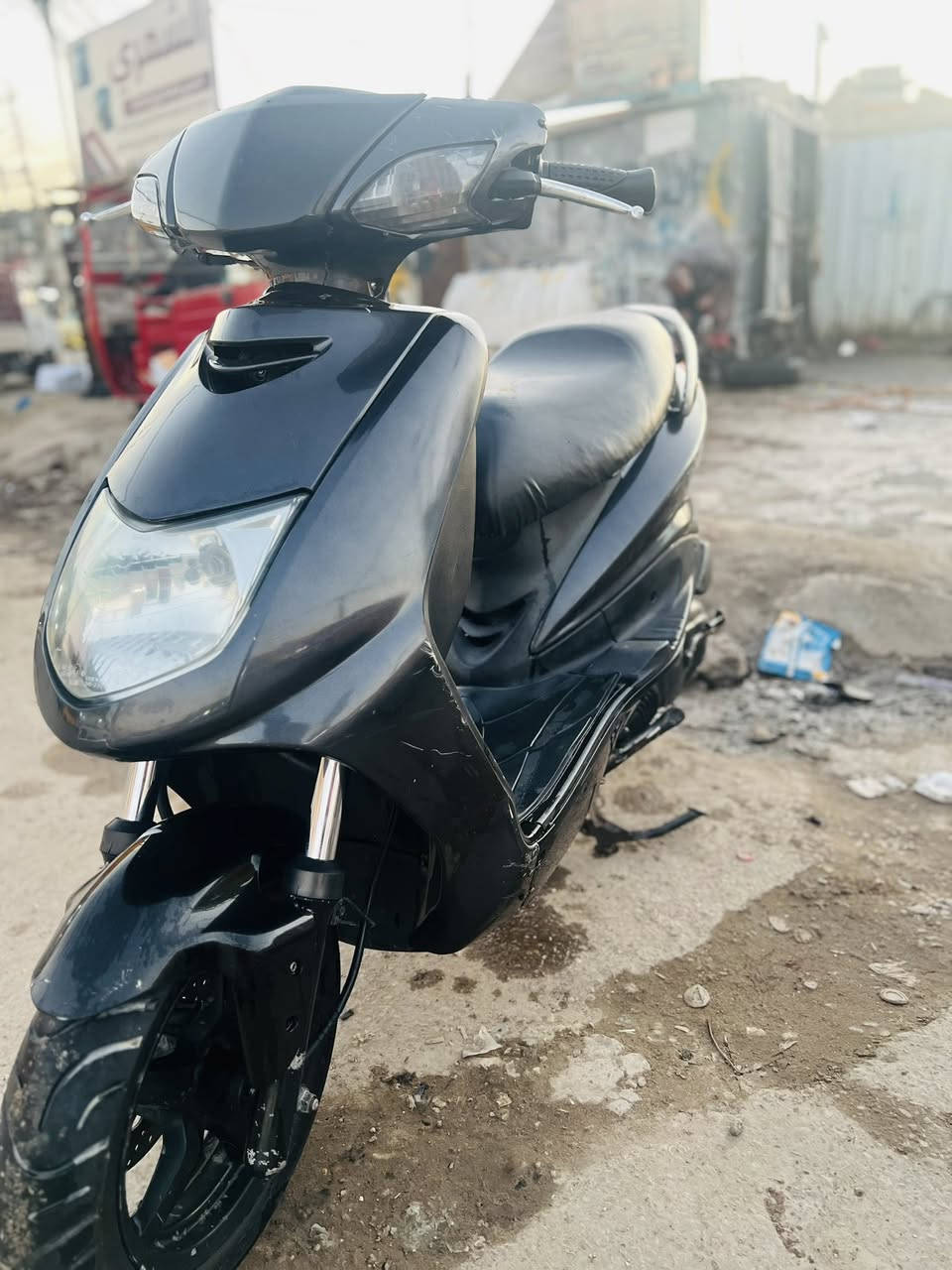 سلام عليكم دراجه سكنس نثيه للبيع مكفوله كفاله عامه العنوان بغداد الامين مطعم الرياضي اوراق كامله نازله نربه ست اشهر***********
