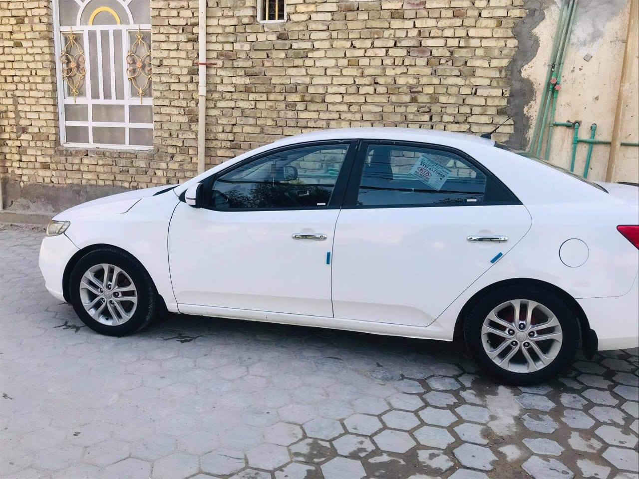 السلام عليكم
سيراتو للبيع 

مديل 2011

محرك 1600

تحكمات ستيرين 

تبريد تدفئة شغال

كير محرك خير من الله 

ويل كب حجم ١٥

مري كهرباء

حساس خلفي 

بيهة ٣ قطع 

السعر 90 وبيها مجال 

مكاني نجف 

الرقم  ***********
