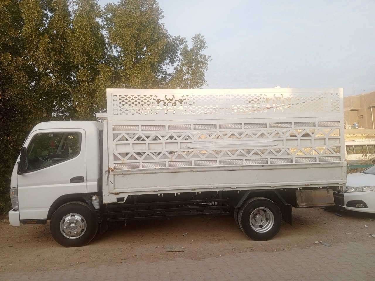 كنتر للبيع
موديل 2015  
استفسار أكثر اتصال على الرقم التالي
***********
***********
