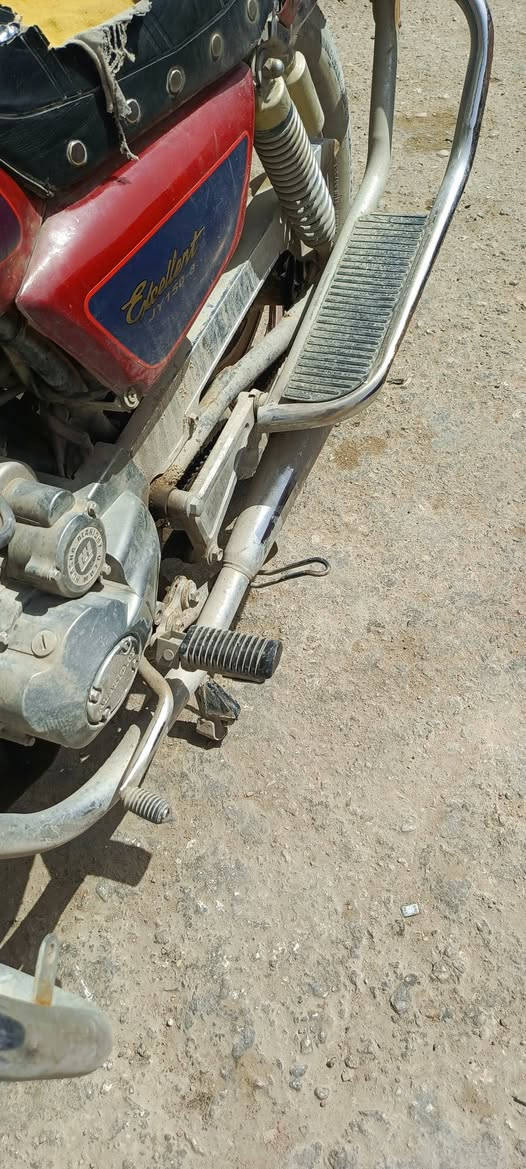 جوندا صقر.  2021. رقم وسنويه بغداد مشروع وطني.   باسمي. مكينه ما مفتوح منها برغي. تجي تفحص وين متريد. عوزها دوشمه واشاير متكلفك 15 الف.    مليون و300.  قفل مكان النجف حي القادسيه ***********
