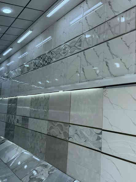 مكتب شعيب يوفّر لكم مواد البناء بالتقسيط المريح!
الآن تقدر تشتري كل المواد الإنشائية بالتقسيط وبدون أي تعقيد!
المواد المتوفرة لدينا:
الحديد – الأسمنت – البلوك – الرمل – الحصى – الجص – الكاشي – السيراميك – البورسلين
مميزات التقسيط:
 • إمكانية الدفع الإلكتروني أو اليدوي
 • تقسيط ميسر للموظفين أو من لديه كفيل موظف
 • إجراءات سهلة وسريعة
 • توصيل سريع وخدمة موثوقة
لا تضيع الفرصة! خلّ مشروعك يبدأ اليوم.
مكتب شعيب للتقسيط 
*********** – ***********
العنوان: كوكجلي – قرب برج الاذاعة
