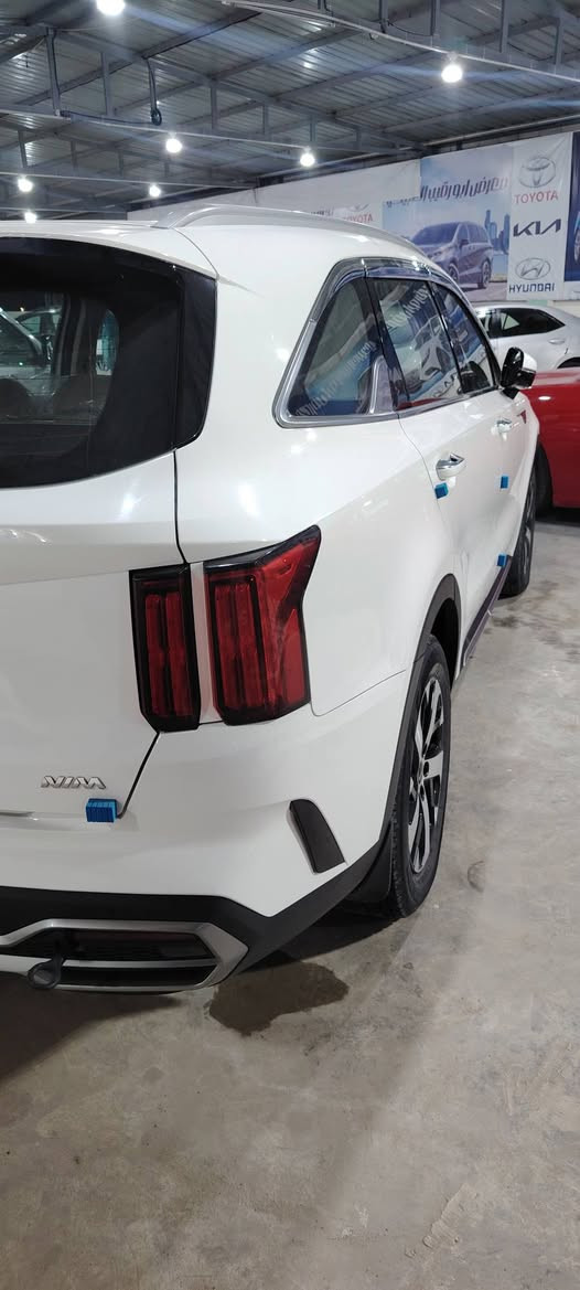 سورنتو ٢٣فول لمتد ٤سلندر كفاله عامه بيهه تكحيل كداصبع السعر٢٤٥ وبيهه مجال ***********
