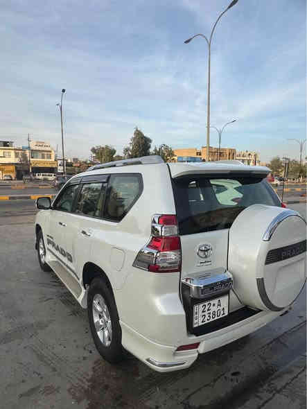 برادو 2015
محرك ٦ سلندر
ماشية ١٣٠ كيلو
كويتي دبل تانكي 
السيارة نظيفة ما شاء الله كلين  من ناحية الصبغ والبارد
فقط كم ملاحظة 
مكان السيارة الموصل 
السعر 340$
*********** موصل
