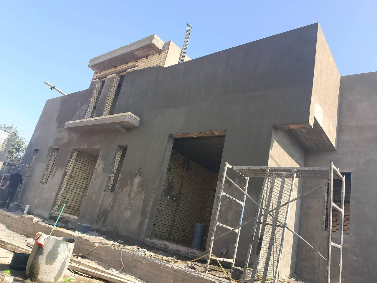 يا الله السلام عليكم اني لباخ جص وسمت وطلس ولط ونثر متر كباله اخوكم سلام العنوان نجف *********** بي واتساب
