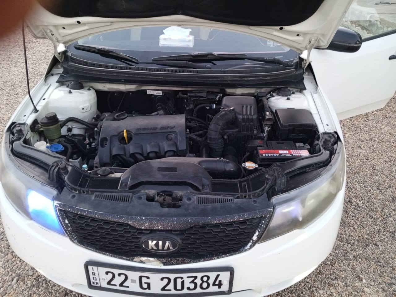 للبيع سيراتو موديل 12 وارد خليجي رقم دولي جديد بسمي تحكم استيرن اشاير بالمري كير محرك مكفول ضررها مثل مااموضح بالسونار مكان السياره تكريت العلم هاتف *********** السعر 90 او بيه مجال بسيط
