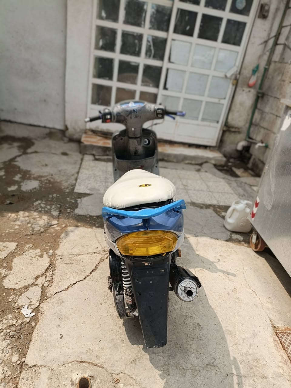 سلام عليكم ماكس منغولي للبيع دراجه كامله سلف هندر كله شغال مكاني ديالى بعقوبه المفرك رقم الهاتف ***********.     سعر 300
