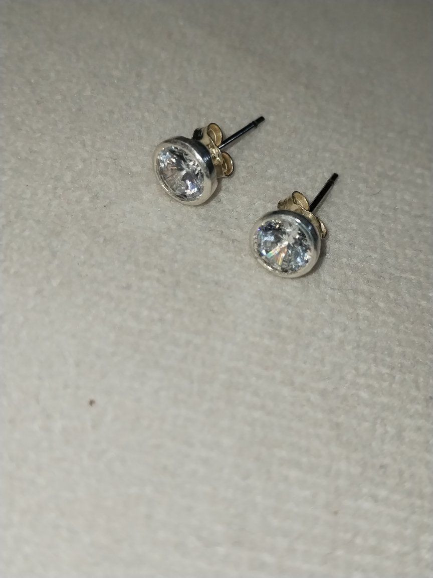 تراجي فضه عيار 925سعر زوج ب 10


**إذا كنت صاحب هذا الإعلان وتريد حذفه لأي سبب، رجاءا أرسل رسالة إلى الدعم الفني**