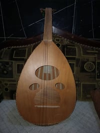 عود • سعر مناسب • آلات موسيقية