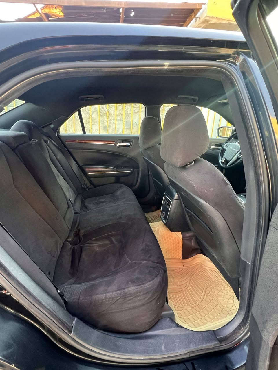 السلام عليكم أوباما كرايسر موديل 2012اربيل مكفوله من الحادث بس جاملغ صفحت صدر ربعه مصبوغ /مكينه كير صدر امامي خلفي تقم تاير كله مكفول سياره محدثه مكاني بغداد فلكه حي النصر السعر 165 وبيه مجال *********** بي واتساب
