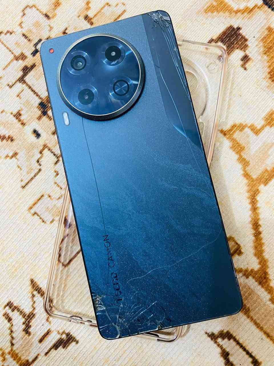 تكنو كامون 30 مامفتوح ضهر مكسور يتبدل ب10  ذاكرة 256 شحن تايب سي بصمة الإصبع واكفه بصمة وجه تشتغل  دبل سيم كارت 
سعره 125 او مراوس

☣️ مكاني سيددخيل


**إذا كنت صاحب هذا الإعلان وتريد حذفه لأي سبب، رجاءا أرسل رسالة إلى الدعم الفني**