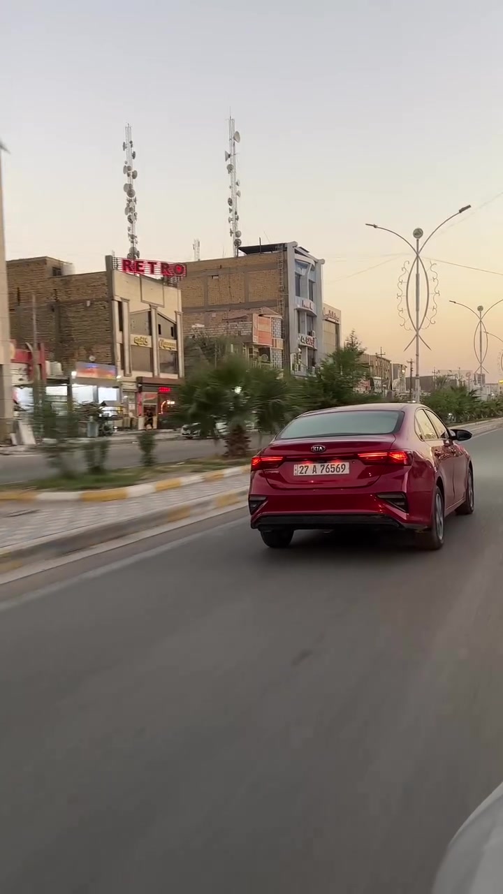 السلام عليكم سيراتو 2019 محرك 1600دوش كير ATبلادي تبريد قطعه وحده لون احمر كفاله عامه بدون ضربه بدون ايشي السياره حره باسمي مداور ثاني يوم السياره عليها لايت زنون بلاديه عل وضع الشركه بدون نقص كامله من كلشي كير محرك تبريد كفاله مكاني ناصريه مركز رقم موبايل***********
