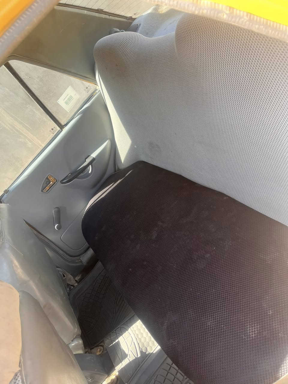 سايبه 2015 رقم قادسيه سياره معمره ونضيفه صدر امامي خلفي كله جديد سياره ماعايزه شي لتبريد يرادله كبريسر وراديتر كهربائياته كله شغاله جاهزه كبل للشارع غير هذه ماكو سياره حلوه ماعايزها برغي مكانها ديوانيه مركز وراعيه هم ديوانيه السعر 34
***********
