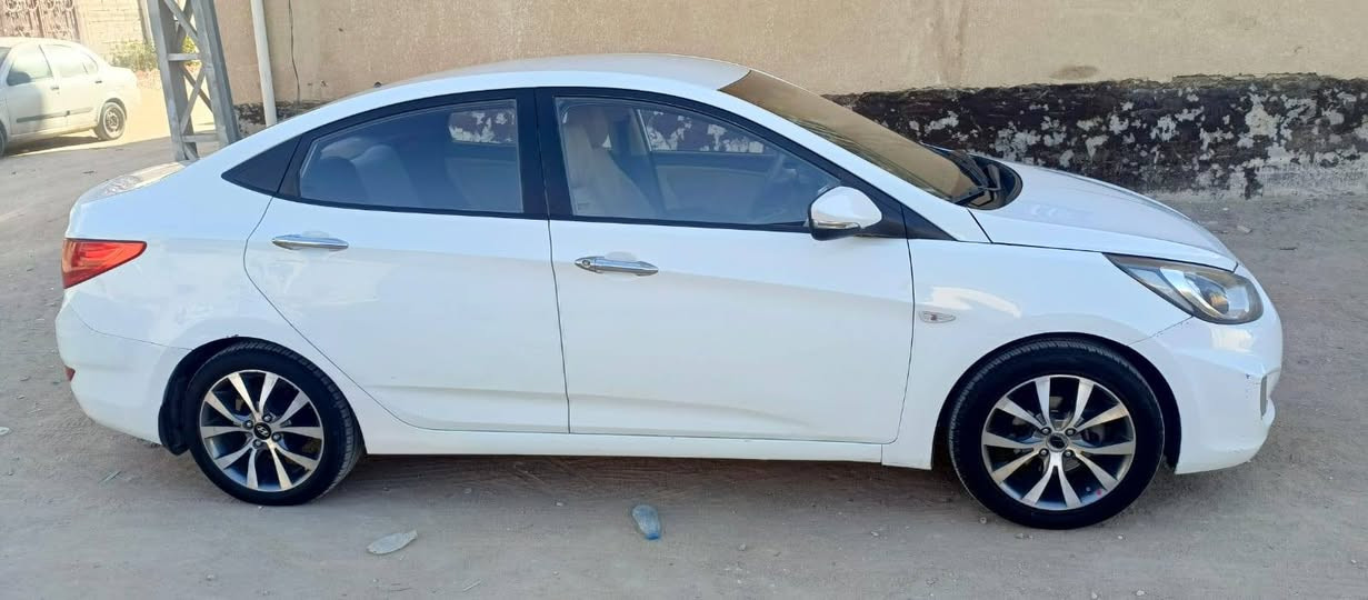 اكسنت مديل 13 بغداد باسمي مكاني كربلاء حي الميلاد خليجي محرك 1600 بيهه سونار محرك بي صوت بدون تنقيص *********** السعر 88
